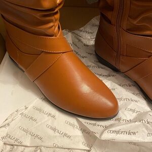 Comfort-view “Heather” brand new, never worn leather look boots.